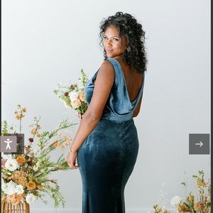 Revelry Velvet Dakota- Classic Emerald Size 14